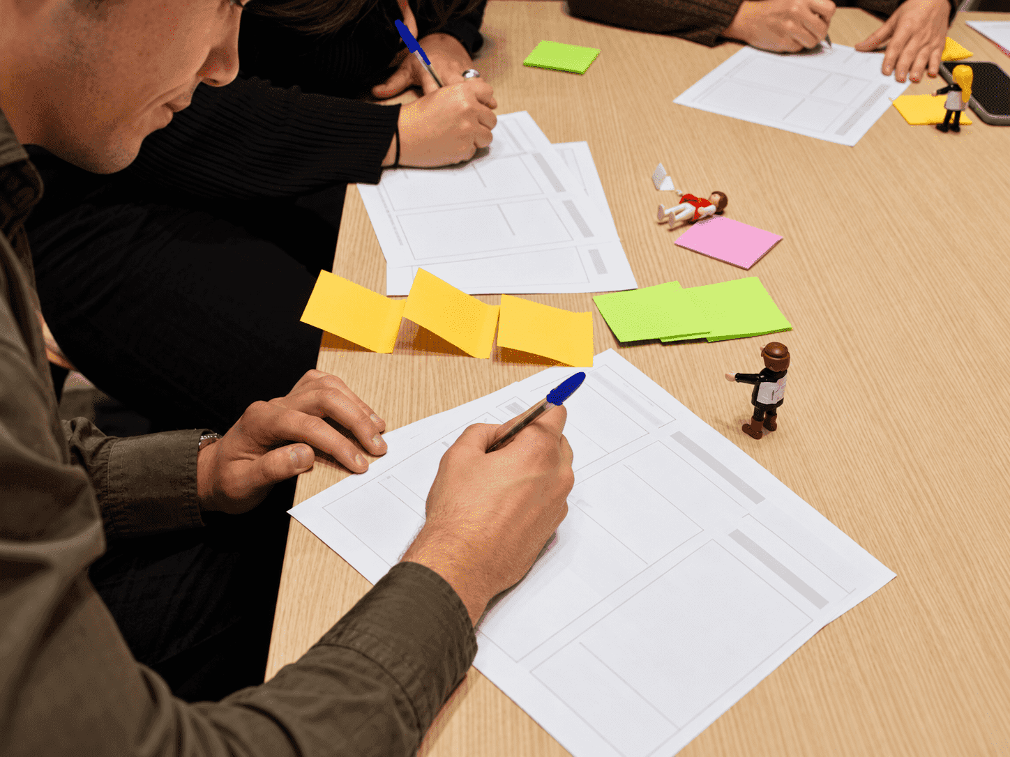 Ideas de TFG y TFM: 10 retos reales para inspirarte en 2026/2027
